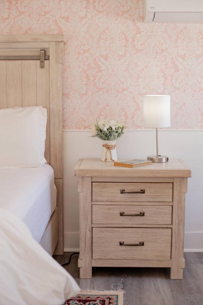 Standard Queen Room interior